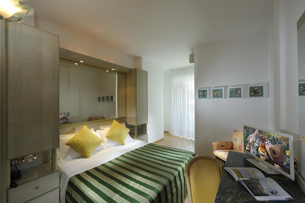 Hotel Montecarlo Bibione Rom bilde