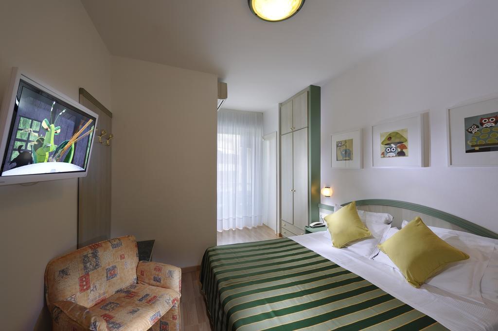 Hotel Montecarlo Bibione Rom bilde